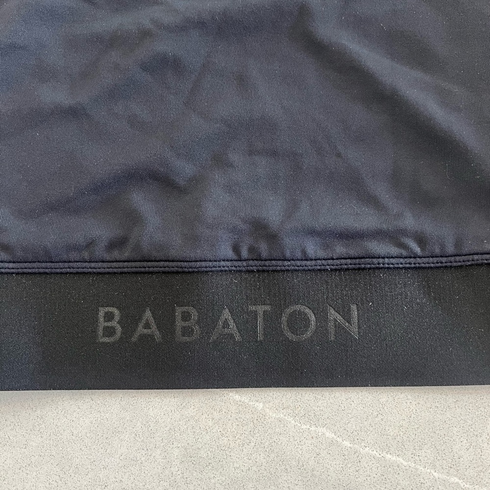 Aritzia Small black Babaton crop top - Picture 3 of 6